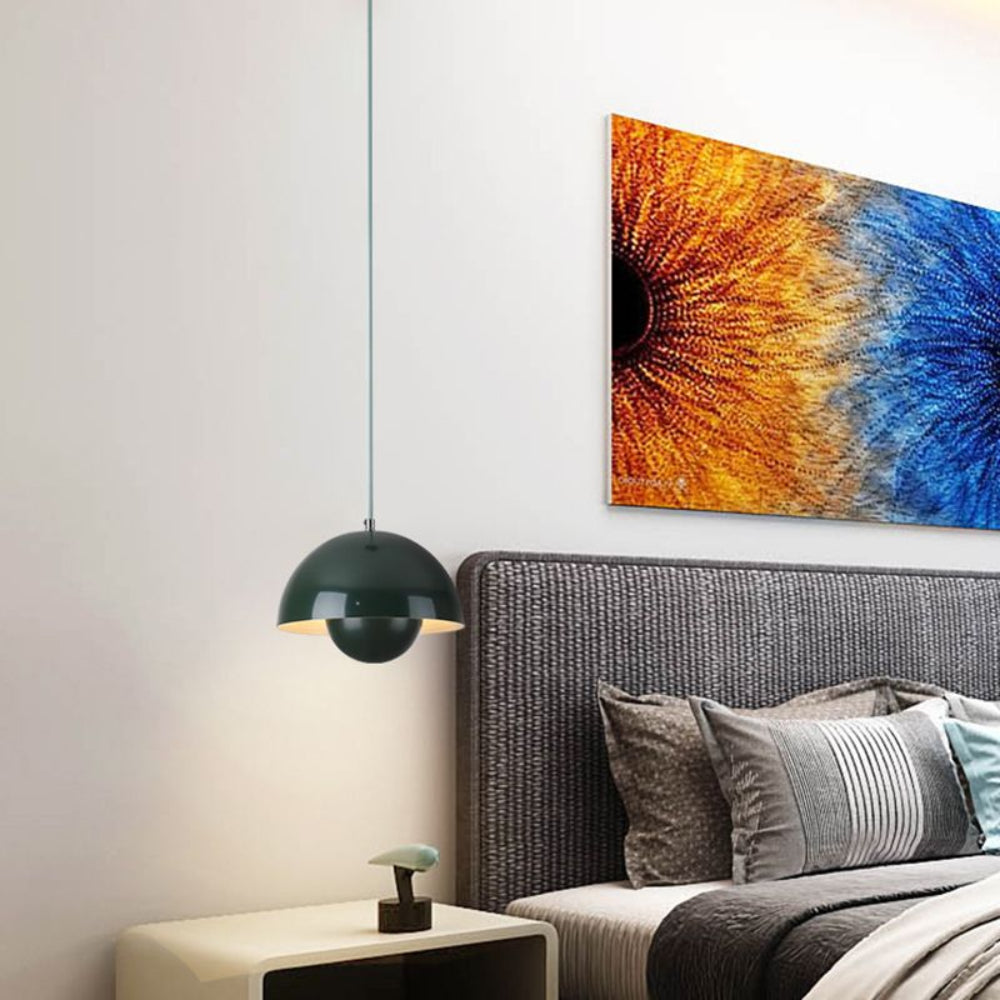 Halbkreisförmiger farbiger Kronleuchter